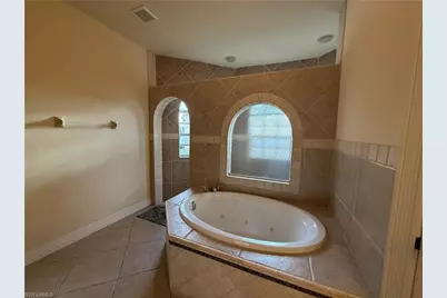 217 NE 21st Pl, Cape Coral, FL 33909 - Photo 7