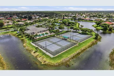 8080 Breton Cir, Fort Myers, FL 33912 - Photo 35