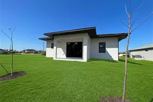 2113 NW 41st Ave, Cape Coral, FL 33993 - Photo 27