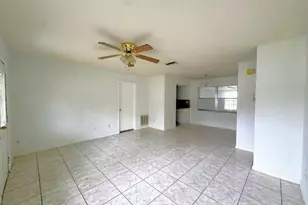 4029 E Sunflower Cir, Labelle, FL 33935 - Photo 5
