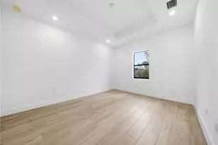 6125 Hershey Ave, Fort Myers, FL 33905 - Photo 9