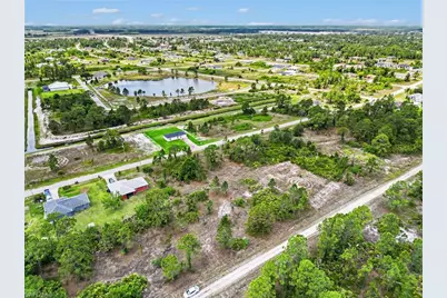 1046 Chandlee St, Lehigh Acres, FL 33974 - Photo 13