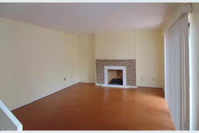 1549 Park Meadows Dr #4, Fort Myers, FL 33907 - Photo 3
