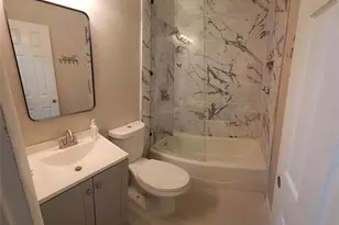 111 E Sugarland Cir, Clewiston, FL 33440 - Photo 11