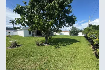 1626 Four Mile Cove Pkwy, Cape Coral, FL 33990 - Photo 35
