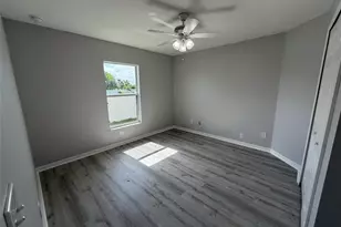 1722 NE 21st St, Cape Coral, FL 33909 - Photo 21