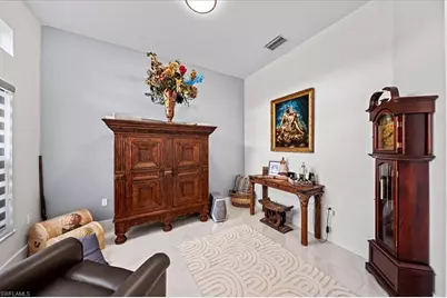 22 Nelson Rd S, Cape Coral, FL 33991 - Photo 5