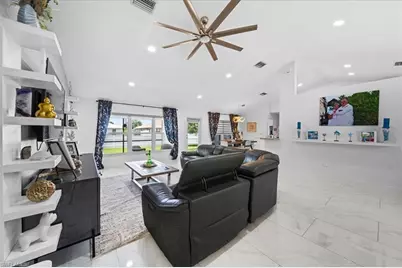 22 Nelson Rd S, Cape Coral, FL 33991 - Photo 25