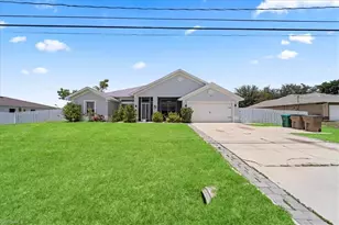 22 Nelson Rd S, Cape Coral, FL 33991 - Photo 1