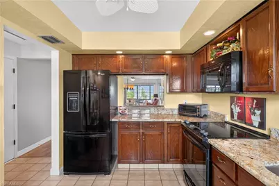1502 Myerlee Country Club Blvd, Fort Myers, FL 33919 - Photo 5