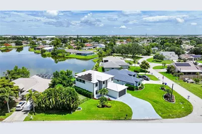 8355 Coral Dr, Fort Myers, FL 33967 - Photo 5