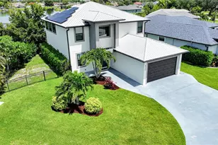 8355 Coral Dr, Fort Myers, FL 33967 - Photo 3