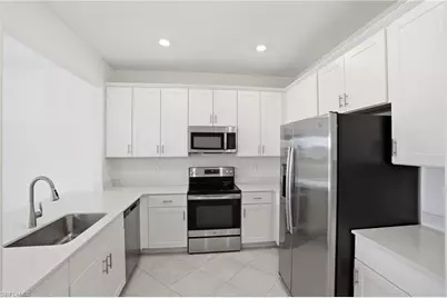 2935 Citrus St, Naples, FL 34120 - Photo 3