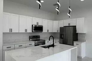 9014 Lawn Ct, Labelle, FL 33935 - Photo 21