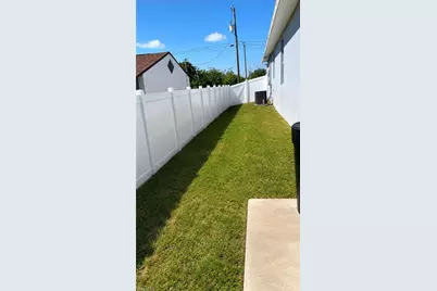 4601 Elva Ave S, Lehigh Acres, FL 33976 - Photo 5