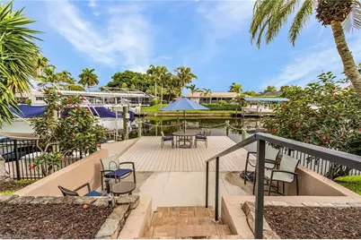 1390 Landmark Ct, Fort Myers, FL 33919 - Photo 41