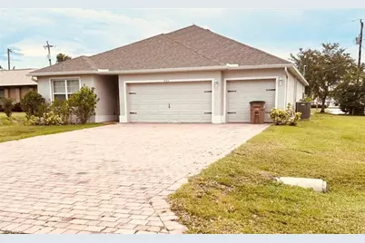 932 SW 7th Ave, Cape Coral, FL 33991 - Photo 1