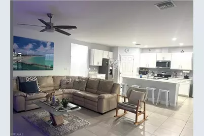 932 SW 7th Ave, Cape Coral, FL 33991 - Photo 7