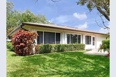 5416 Brandy Cir E, Fort Myers, FL 33919 - Photo 3