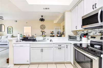 9055 Colby Dr #2213, Fort Myers, FL 33919 - Photo 7