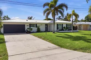 2835 SE 18th Ave, Cape Coral, FL 33904 - Photo 3