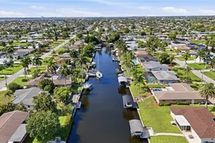 2835 SE 18th Ave, Cape Coral, FL 33904 - Photo 49