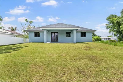 2911 10th St SW, Lehigh Acres, FL 33976 - Photo 27