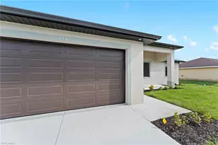 910 Atherton Ave, Lehigh Acres, FL 33971 - Photo 5