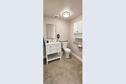4645 SE 15th Ave, Cape Coral, FL 33904 - Photo 15