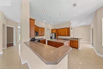 680 Mirror Lakes Ct, Lehigh Acres, FL 33974 - Photo 9