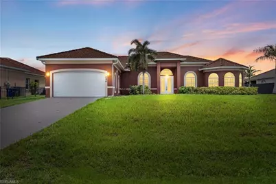 680 Mirror Lakes Ct, Lehigh Acres, FL 33974 - Photo 1