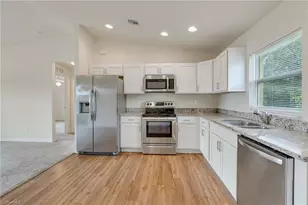 2069 Detroit Dr, Labelle, FL 33935 - Photo 5