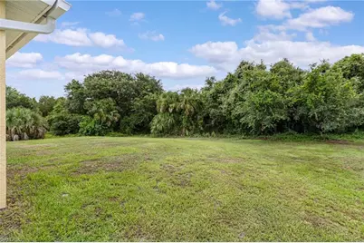 2069 Detroit Dr, Labelle, FL 33935 - Photo 27