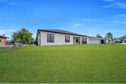 2507 39th St SW, Lehigh Acres, FL 33976 - Photo 35