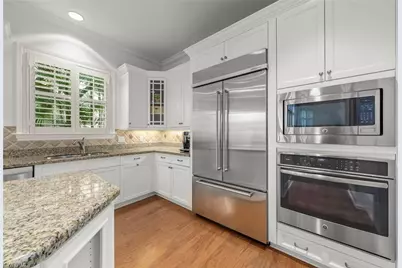 2711 Wulfert Rd, Sanibel, FL 33957 - Photo 15