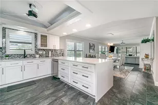 4001 SE 19th Pl, Cape Coral, FL 33904 - Photo 9