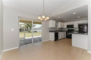 162 SE 18th St, Cape Coral, FL 33990 - Photo 5