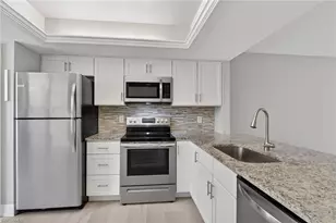 15206 Parkside Dr, Fort Myers, FL 33908 - Photo 9