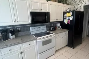 3605 Sabal Springs Blvd, North Fort Myers, FL 33917 - Photo 9