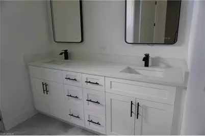 2523 SW 18th Ave, Cape Coral, FL 33914 - Photo 31