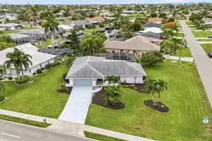 4129 Country Club Blvd, Cape Coral, FL 33904 - Photo 35