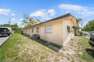 5553 Fifth Ave, Fort Myers, FL 33907 - Photo 15