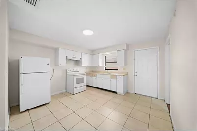 5553 5th Ave, Fort Myers, FL 33907 - Photo 7