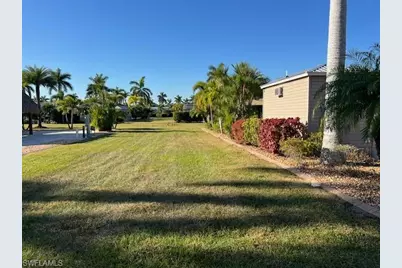 10232 Meadow Beauty Trl, Fort Myers, FL 33905 - Photo 41