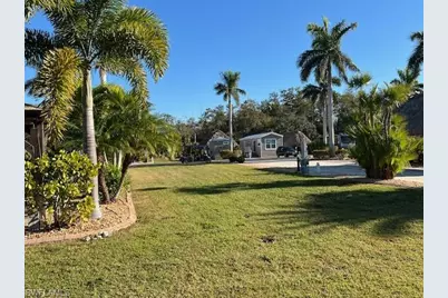 10232 Meadow Beauty Trl, Fort Myers, FL 33905 - Photo 37