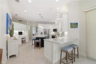 326 Cypress Way W, Naples, FL 34110 - Photo 9