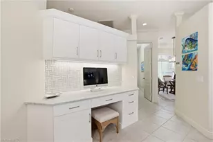 326 Cypress Way W, Naples, FL 34110 - Photo 7