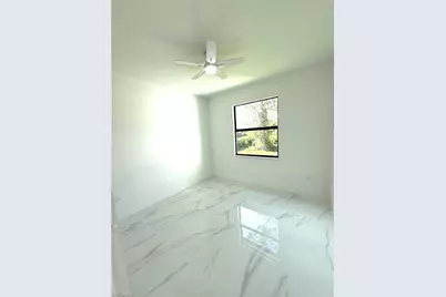 920 Binkley St E, Lehigh Acres, FL 33974 - Photo 23