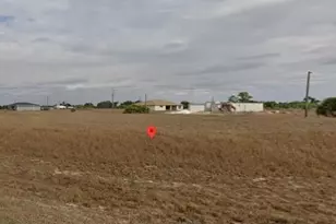7020 Lotus Cir, Labelle, FL 33935 - Photo 1
