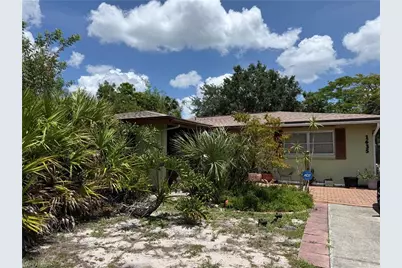 1635 Kensington Ct, Fort Myers, FL 33907 - Photo 1